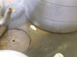 かまどの神に捧げたバター